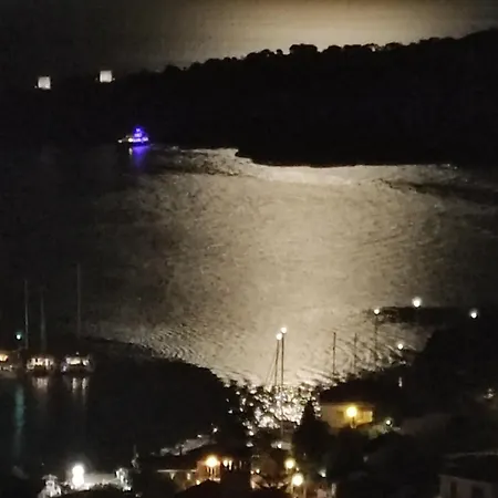 Lägenhet Studio Fetsi Kionion